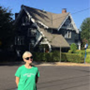 Meet your Posher, Carole